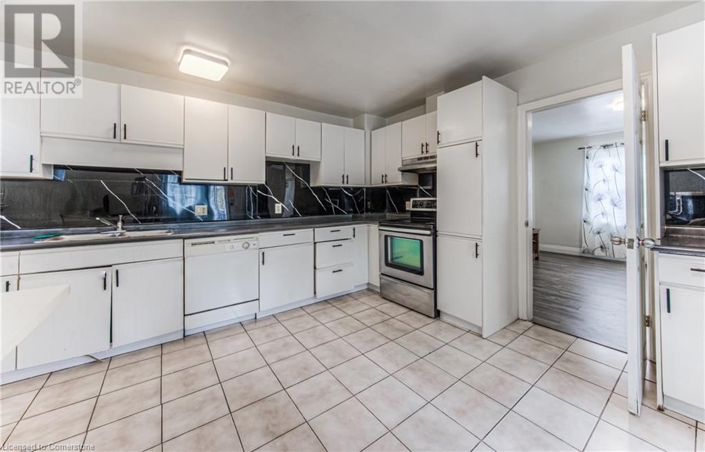 152 BINSCARTH ROAD Image 11