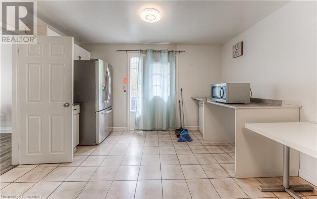 152 BINSCARTH ROAD Image 13