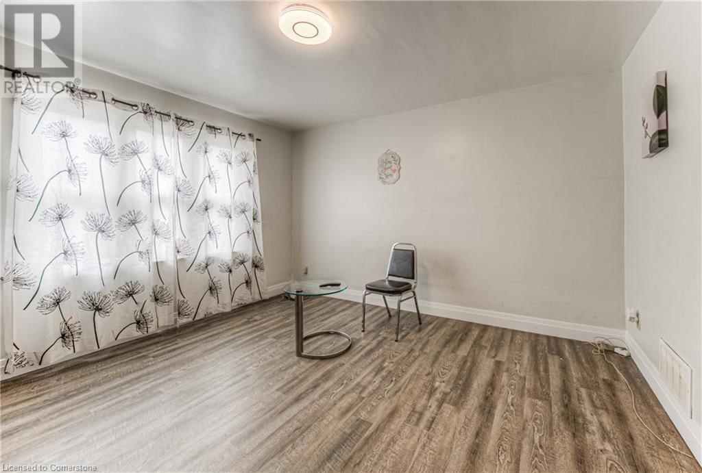 152 BINSCARTH ROAD Image 7