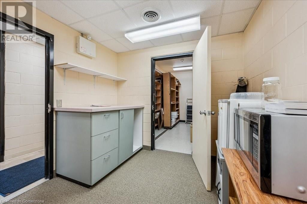 380 HIBERNIA STREET Image 10