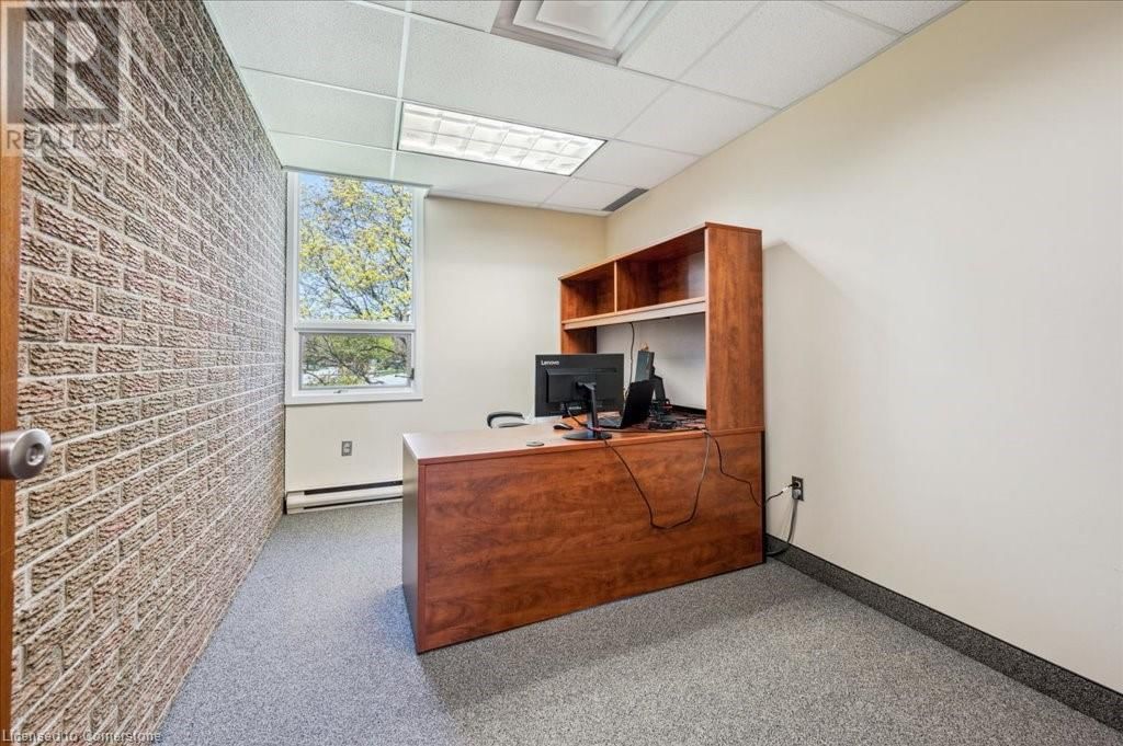 380 HIBERNIA STREET Image 14