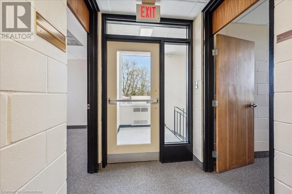 380 HIBERNIA STREET Image 25