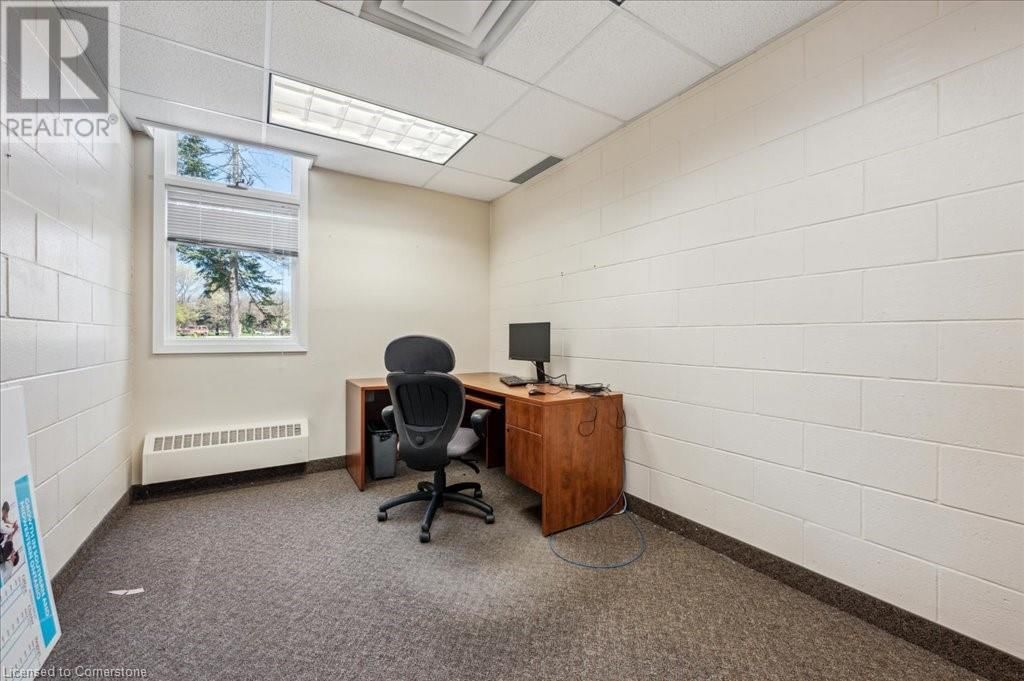 380 HIBERNIA STREET Image 34