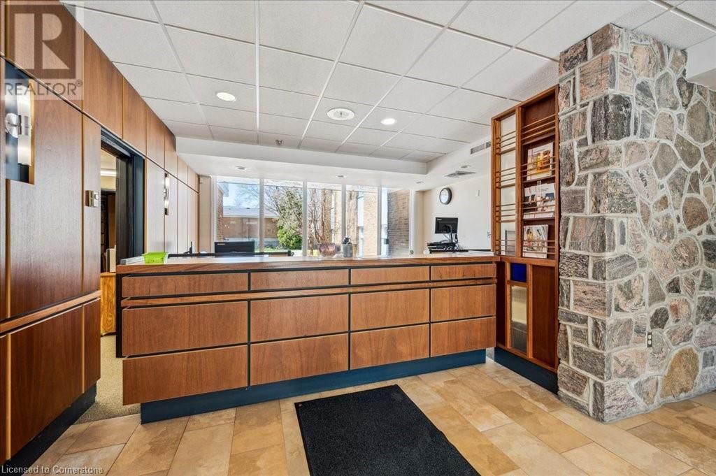 380 HIBERNIA STREET Image 6