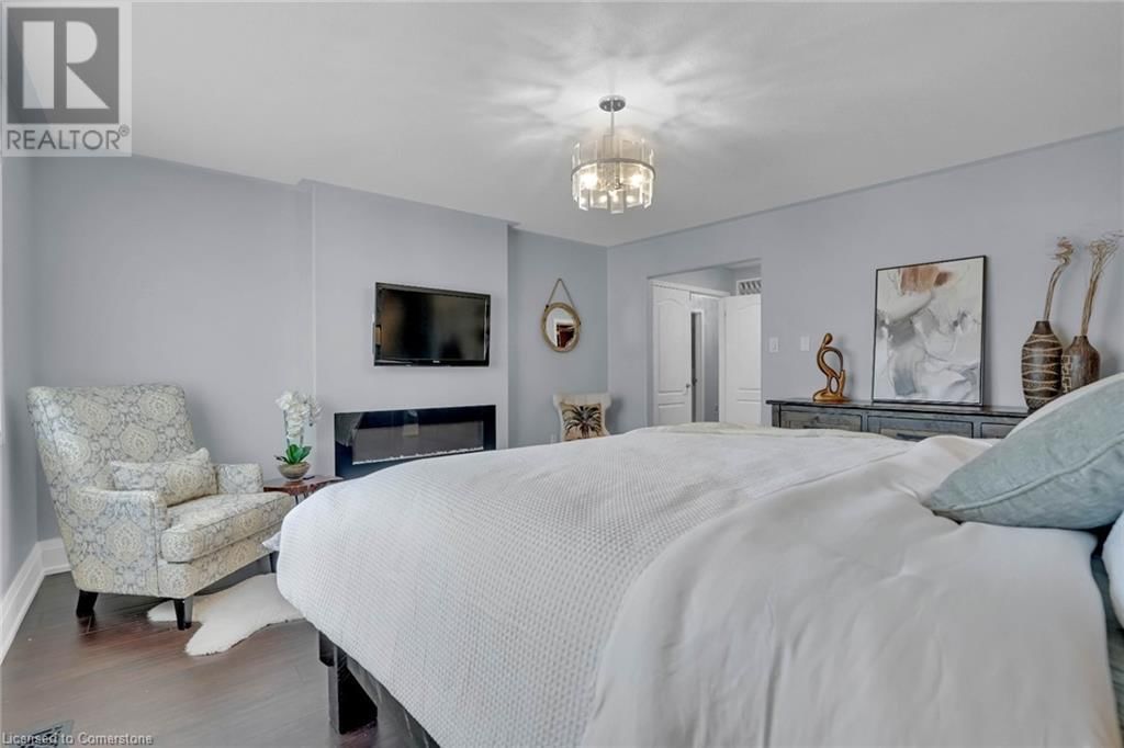 1277 CHRISTIE CIRCLE Image 19