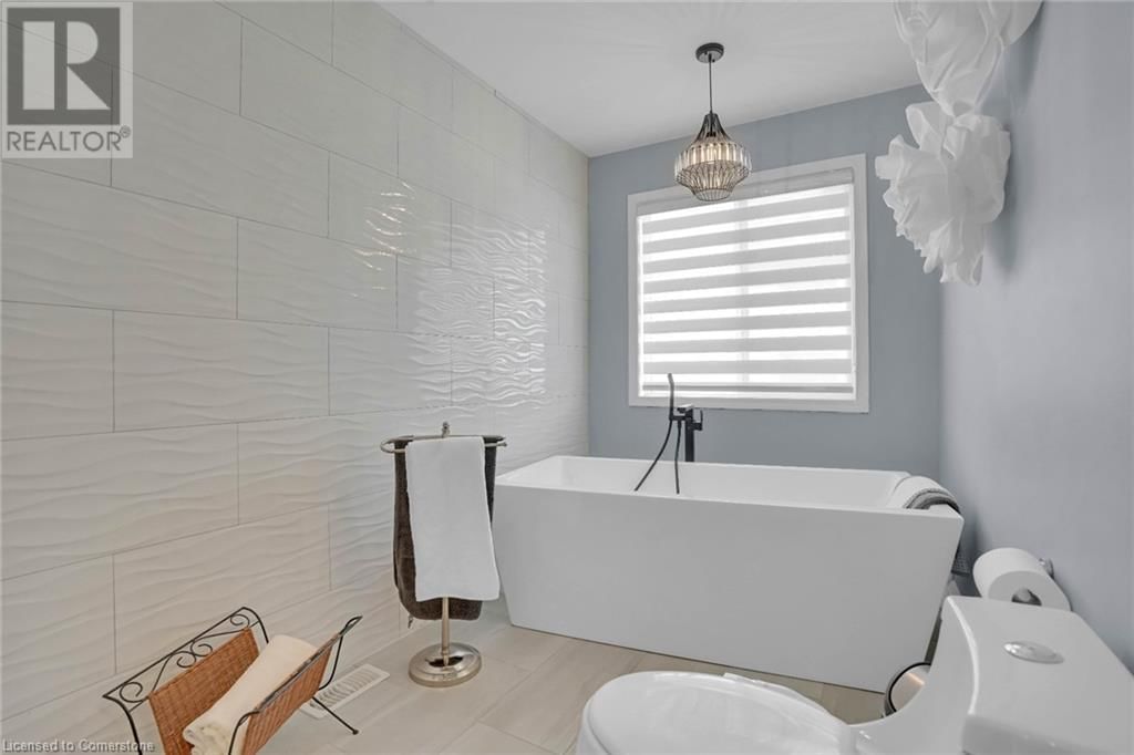 1277 CHRISTIE CIRCLE Image 20