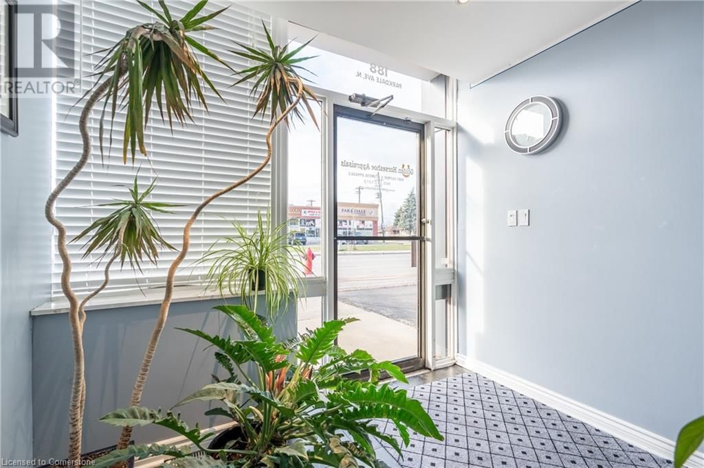 188 PARKDALE AVENUE NORTH Image 3