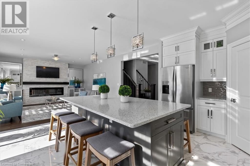 68 VALLEYSCAPE DRIVE Image 12