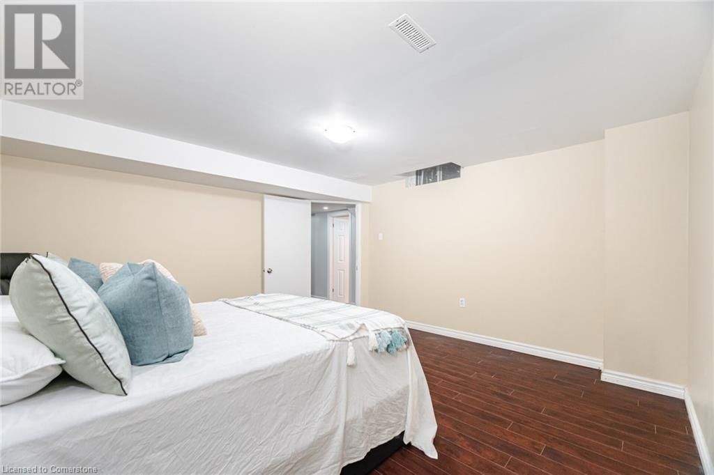 34 CHIPMUNK CRESCENT Image 34