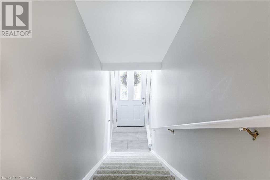 240 - 2055 WALKERS LINE Image 6