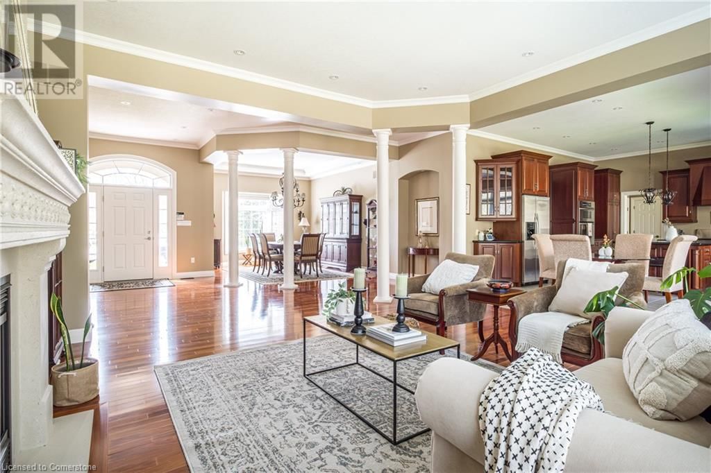 27 SUN AVENUE Image 18