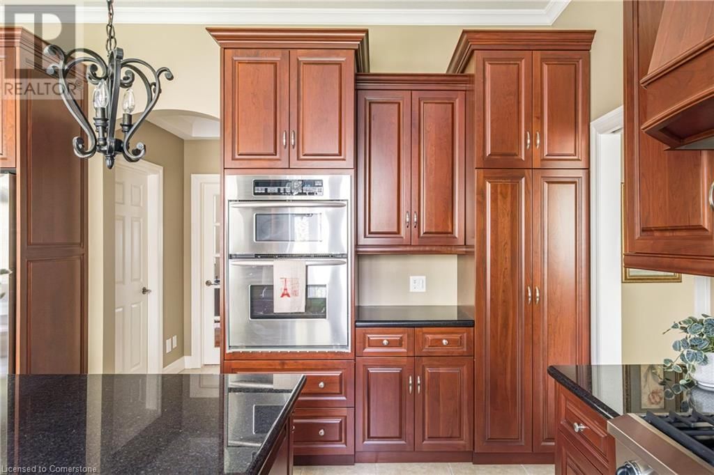 27 SUN AVENUE Image 22