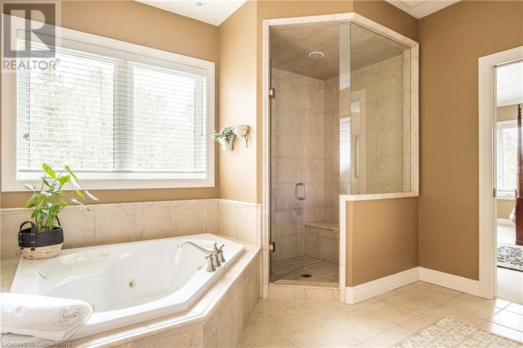 27 SUN AVENUE Image 35