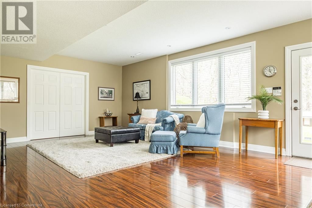27 SUN AVENUE Image 38