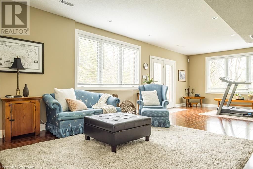 27 SUN AVENUE Image 39
