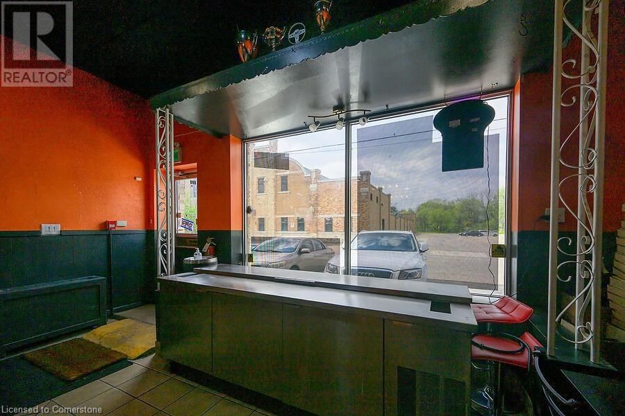 105 SHADE STREET Image 12