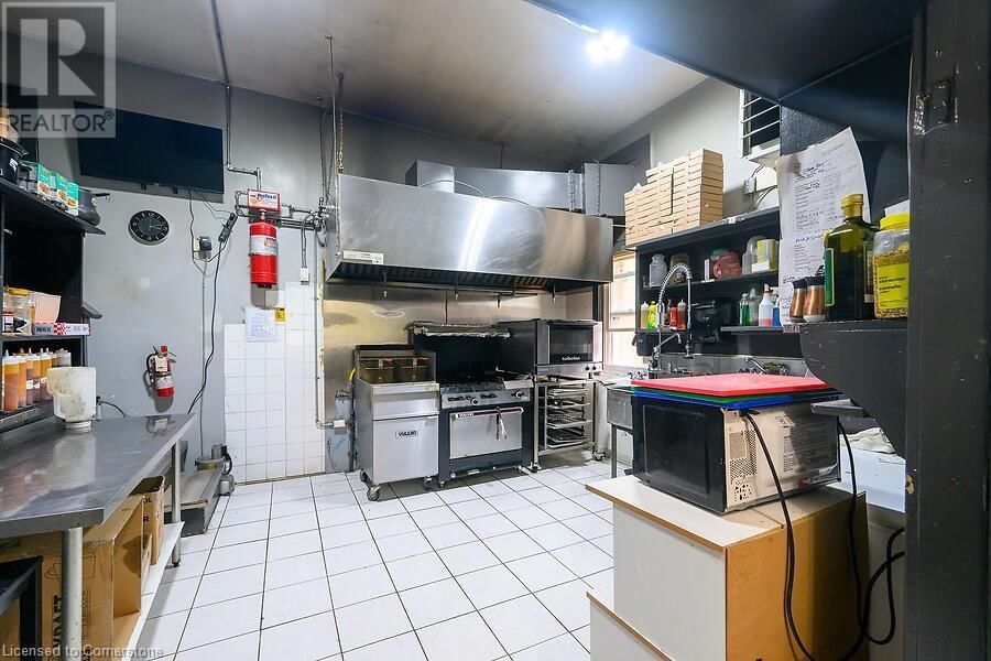 105 SHADE STREET Image 21