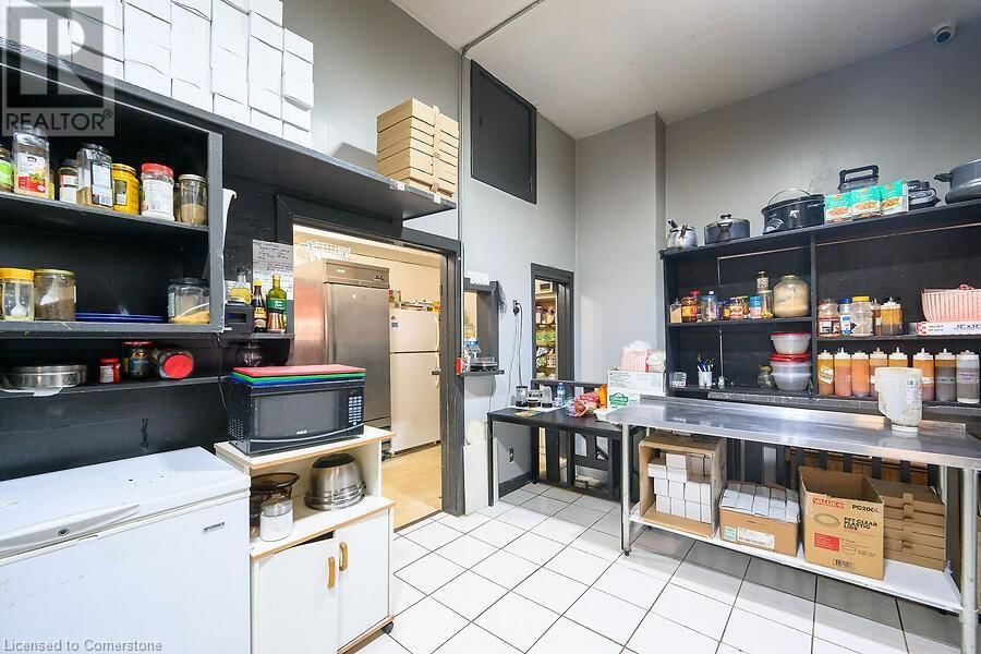 105 SHADE STREET Image 23