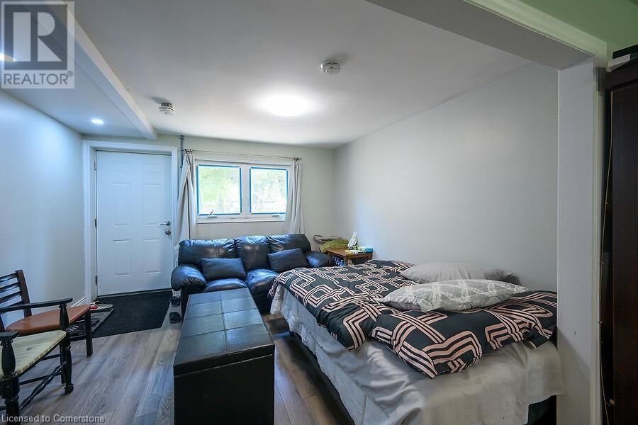 105 SHADE STREET Image 28