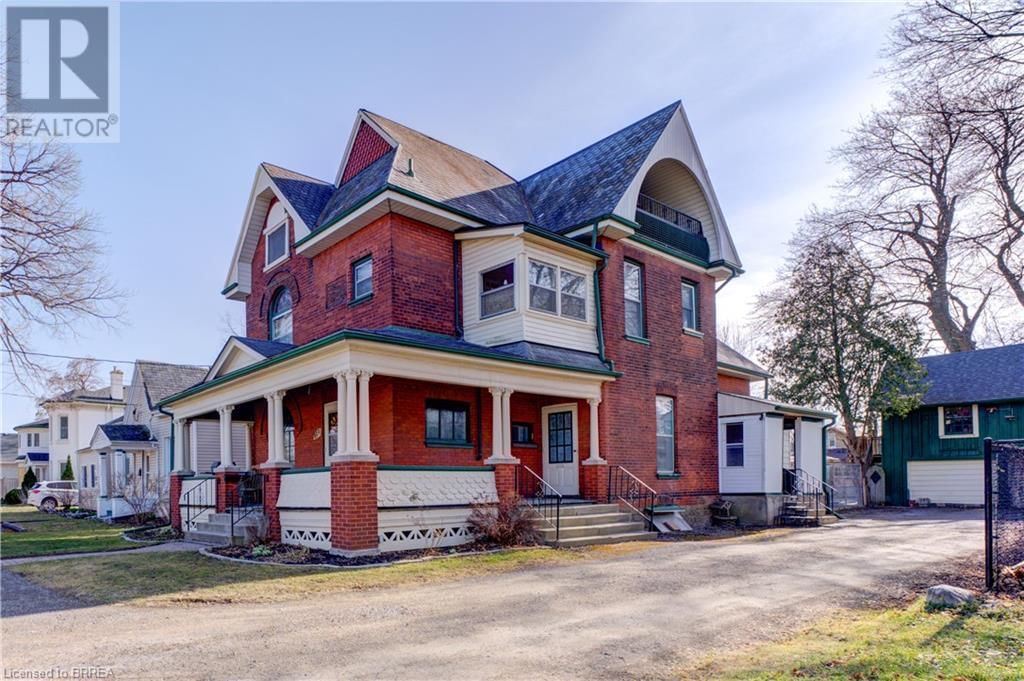 111 ERIE AVENUE Image 3