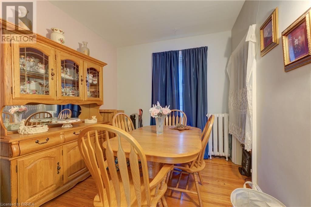 111 ERIE AVENUE Image 32