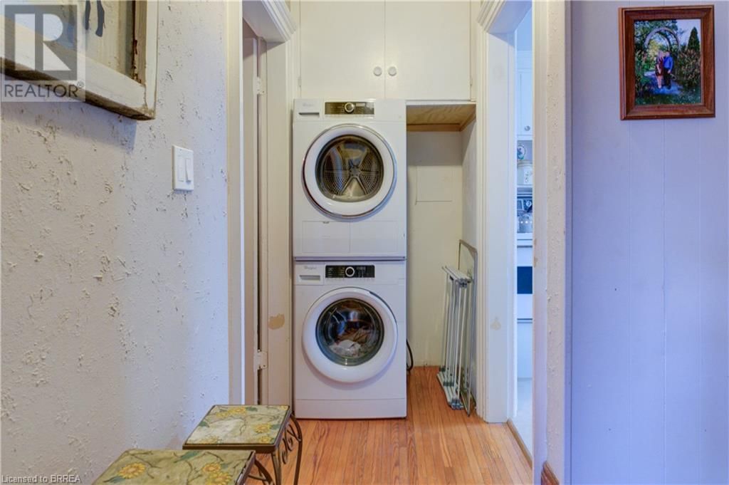 111 ERIE AVENUE Image 35
