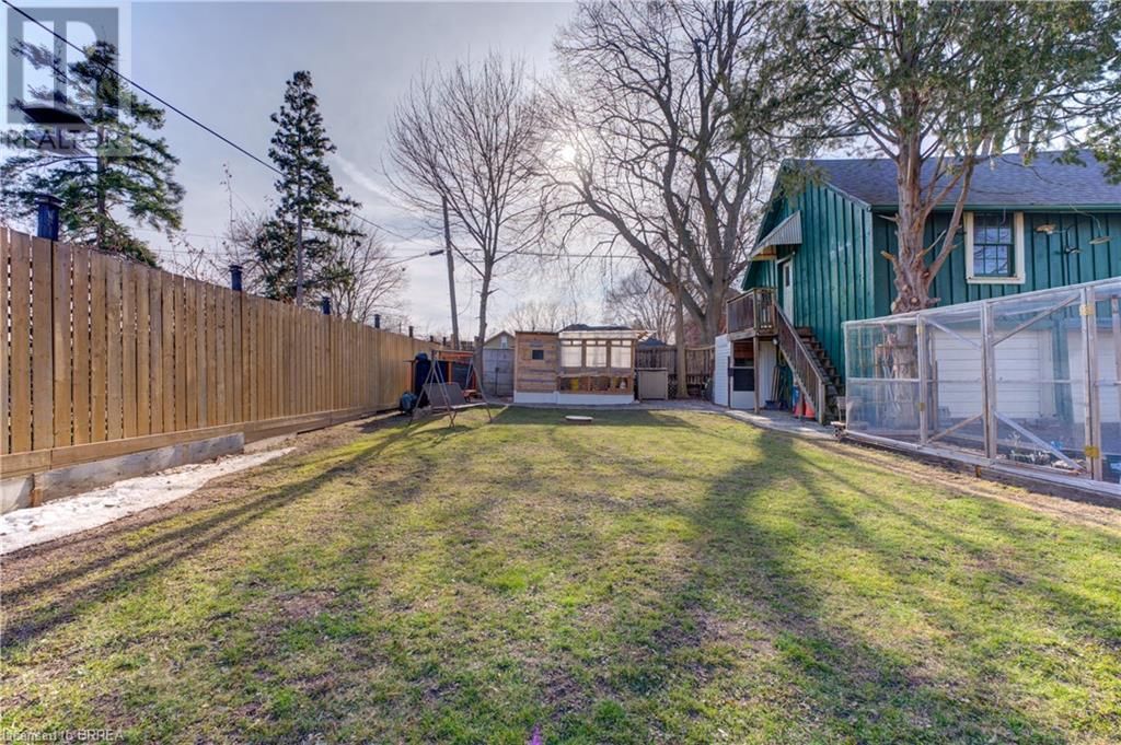 111 ERIE AVENUE Image 39