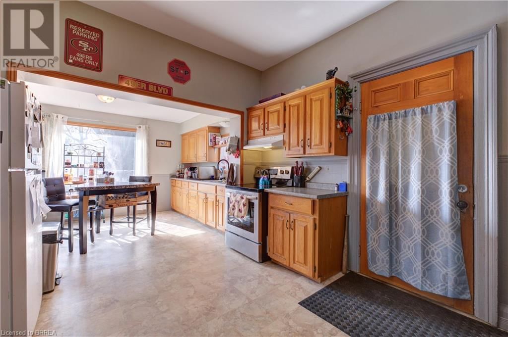 111 ERIE AVENUE Image 5