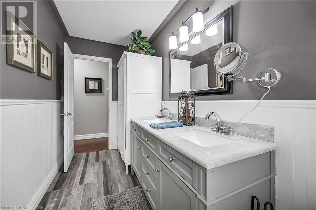 136 SECORD STREET Image 23