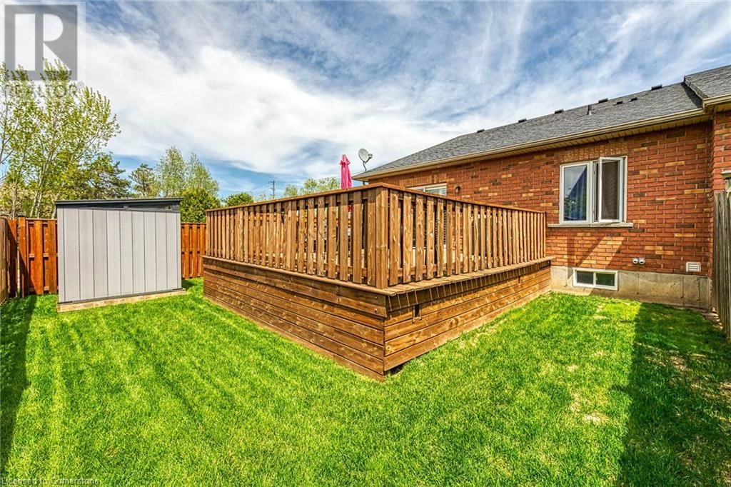 70 GARDEN AVENUE Image 10
