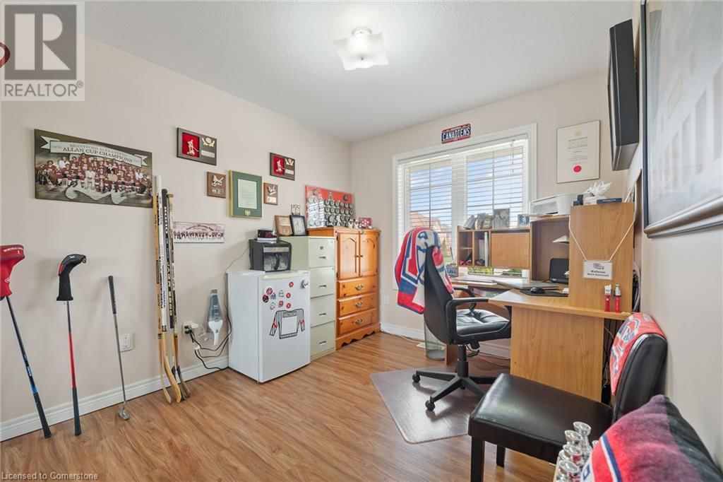 70 GARDEN AVENUE Image 24