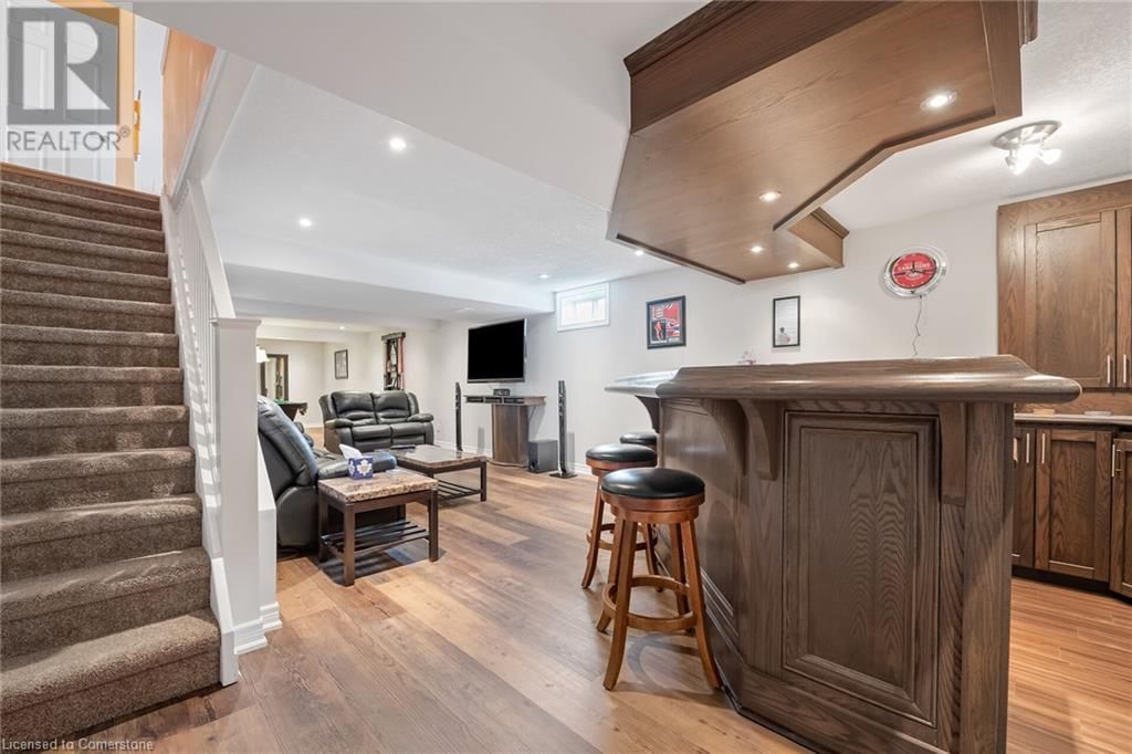 70 GARDEN AVENUE Image 31