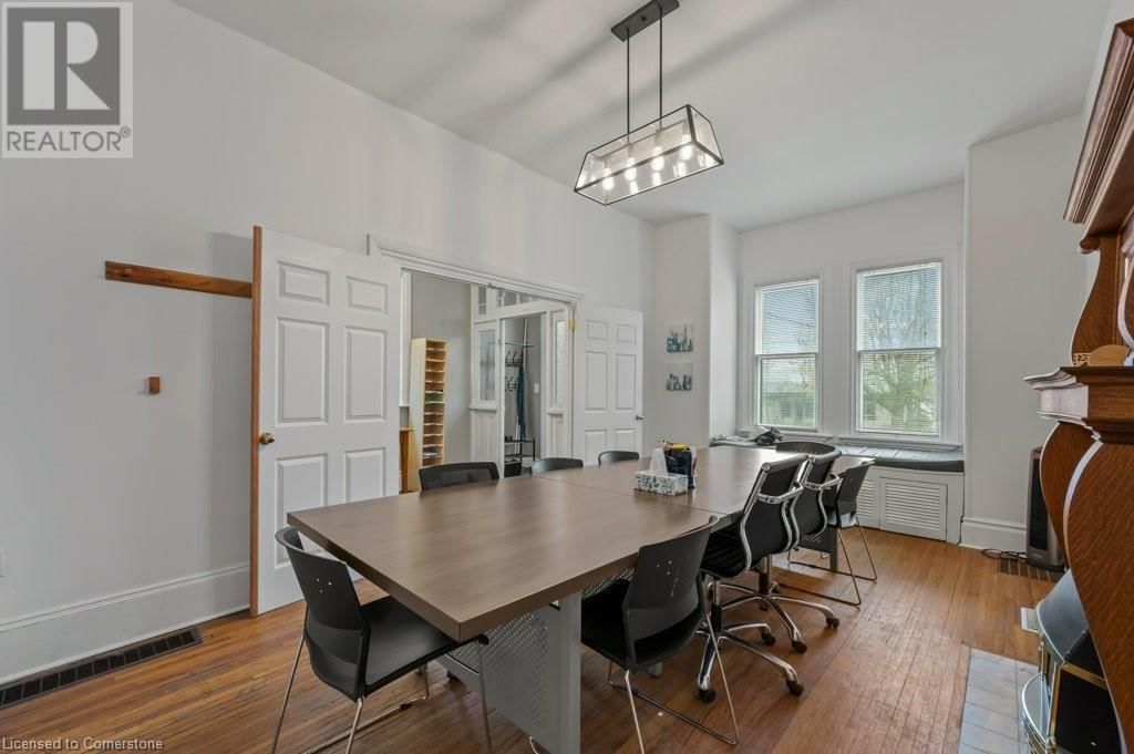 7 WATERLOO AVENUE Image 13