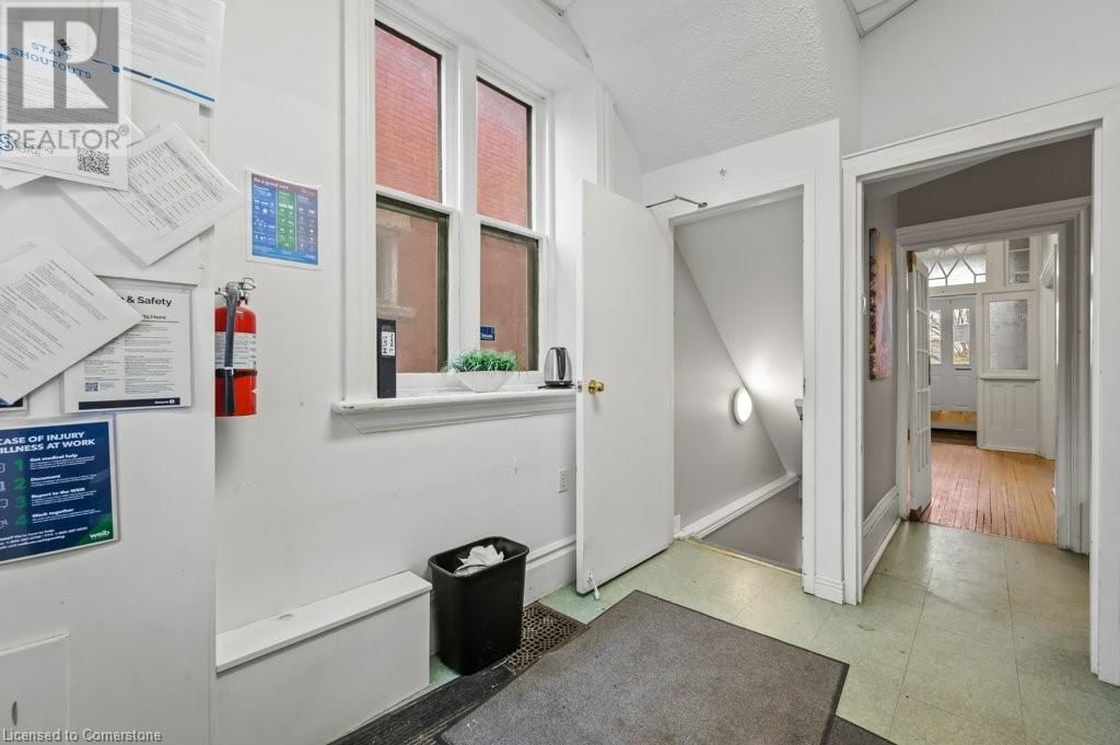 7 WATERLOO AVENUE Image 20