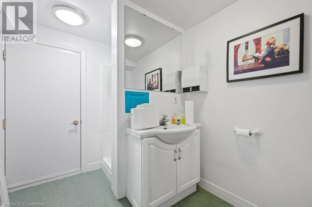 7 WATERLOO AVENUE Image 33