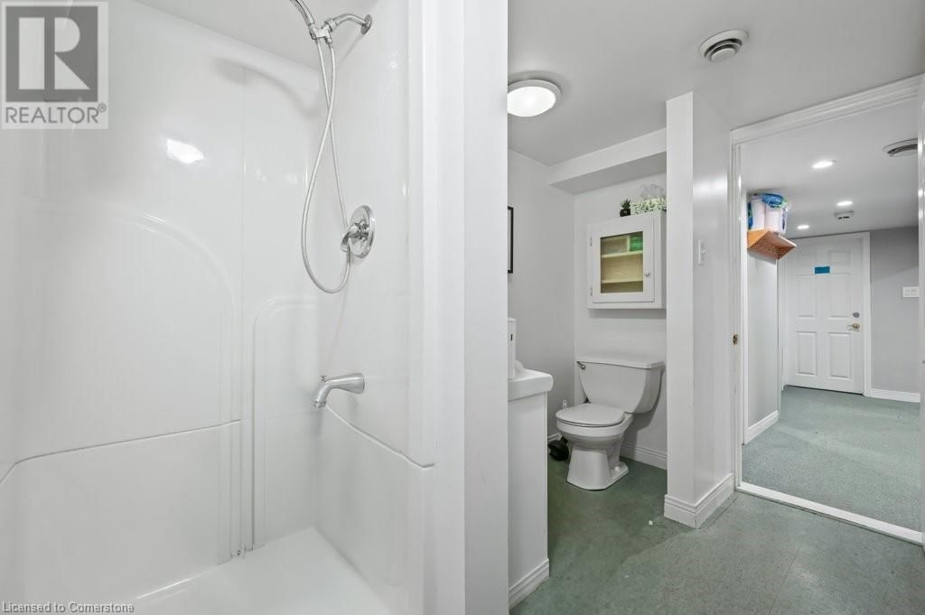 7 WATERLOO AVENUE Image 34