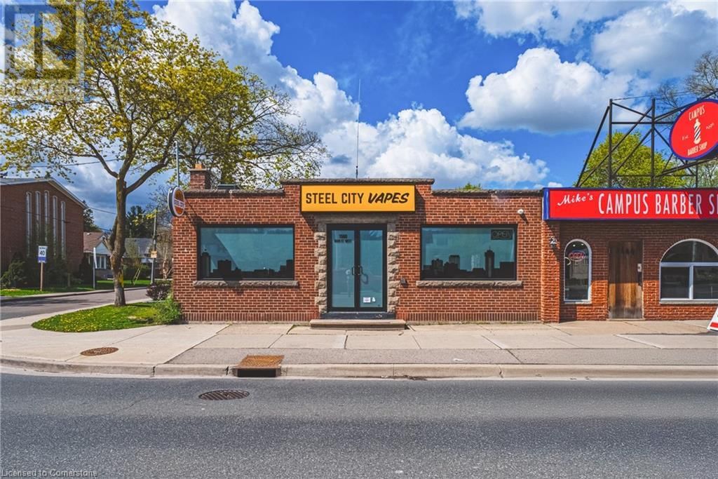 1568 MAIN STREET WEST Image 2