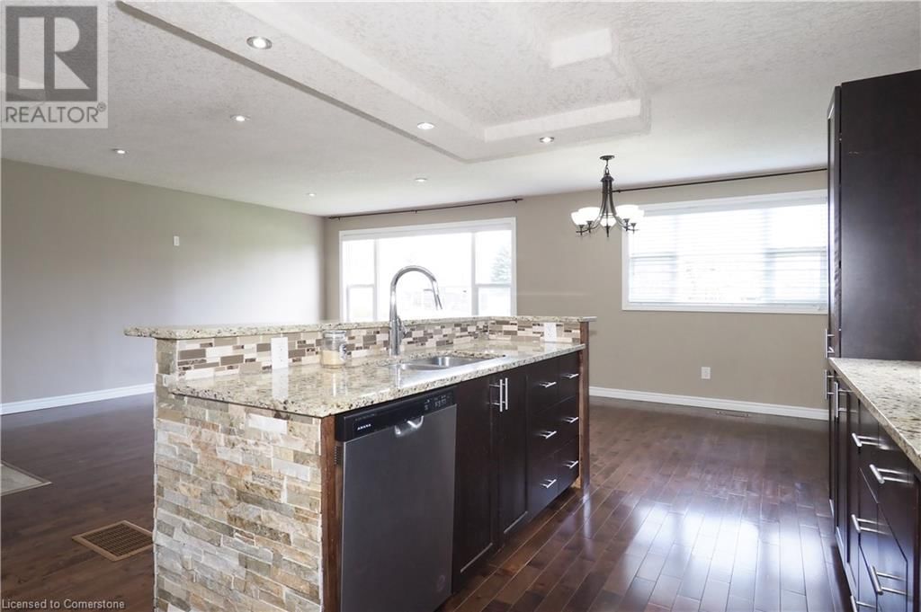 39 MARKWOOD DRIVE Image 17