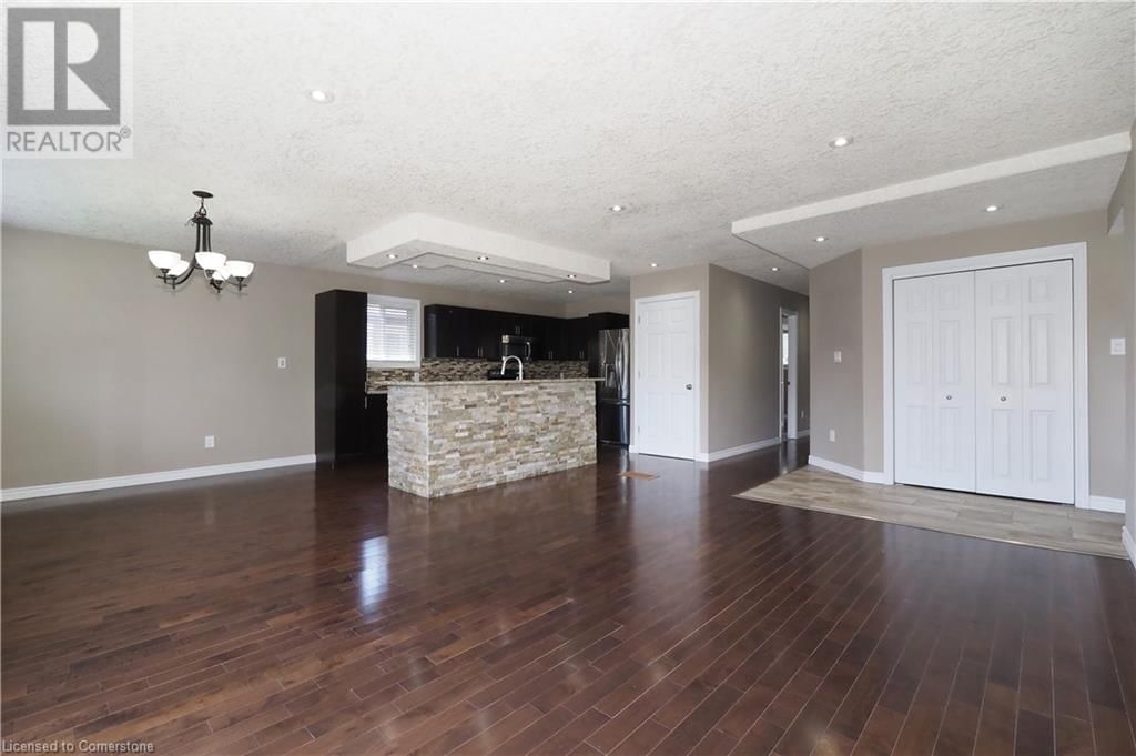 39 MARKWOOD DRIVE Image 9