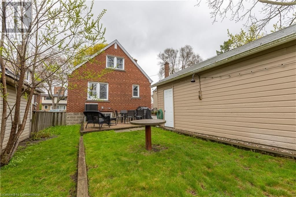 16 MILLEN AVENUE Image 27