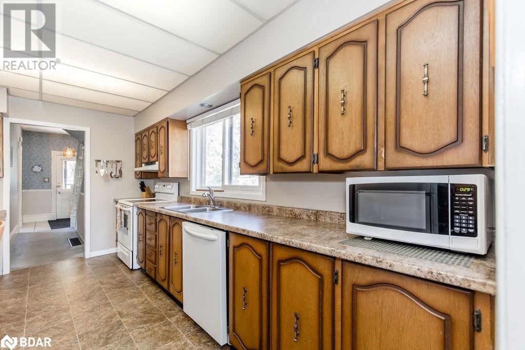 93 JARVIS STREET Image 17