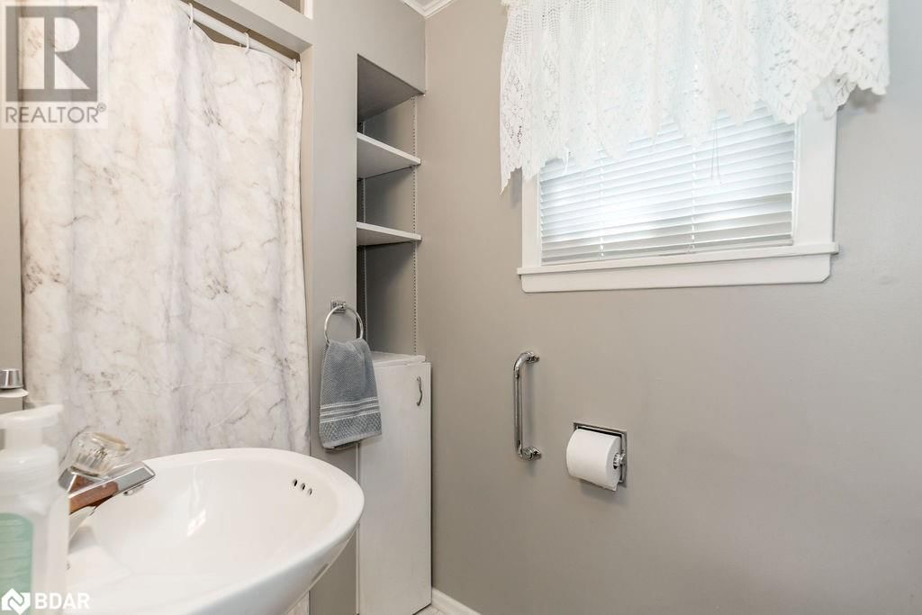 93 JARVIS STREET Image 22