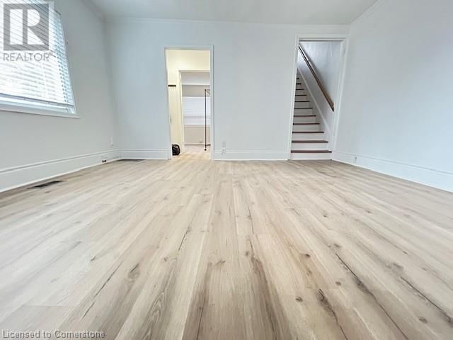 26 QUEEN STREET NORTH Image 15