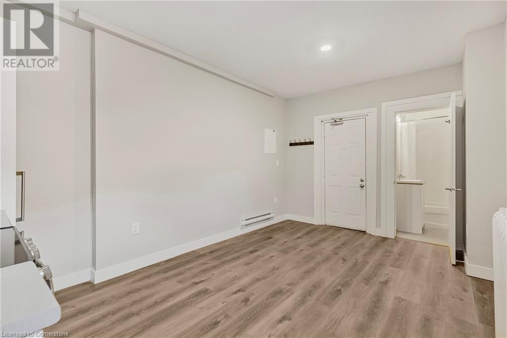5 - 82 WELLAND AVENUE Image 5