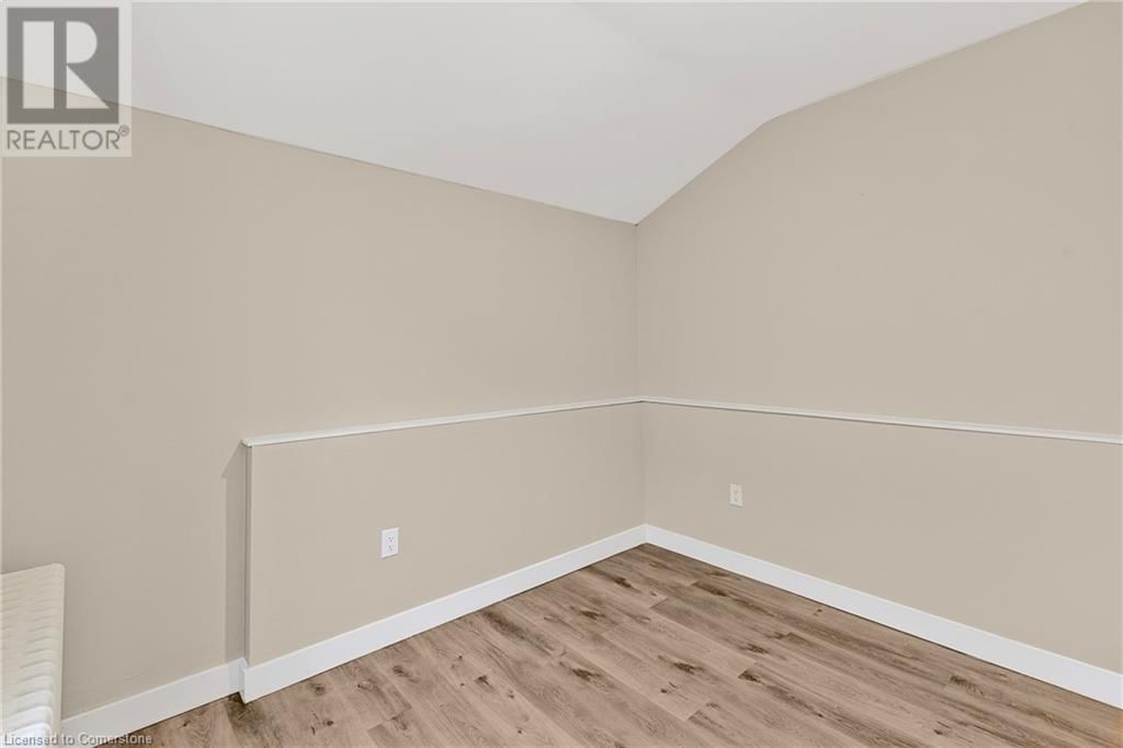 5 - 82 WELLAND AVENUE Image 8
