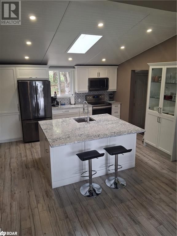 1017 RAYS LANE Image 11
