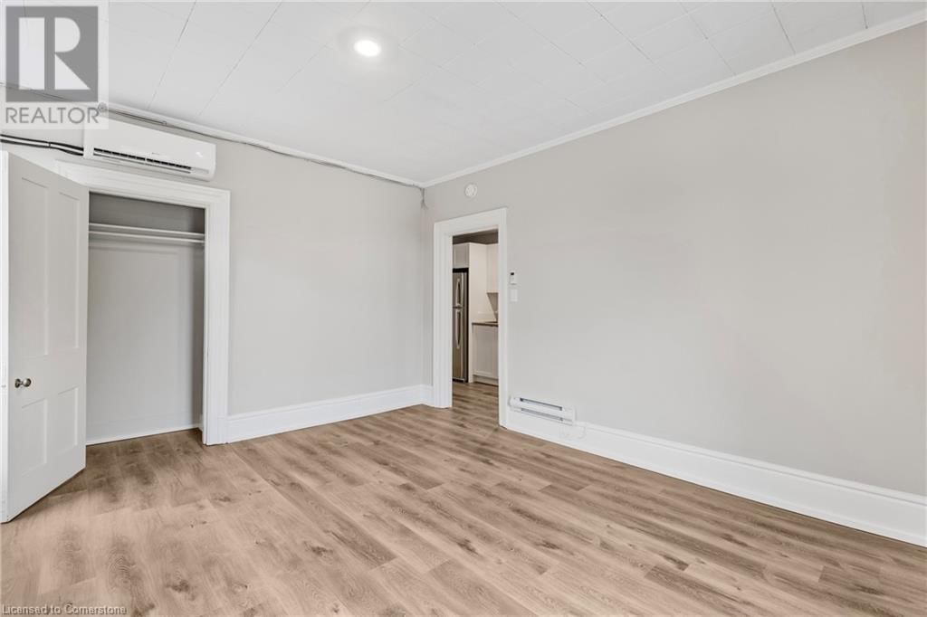 10 - 82 WELLAND AVENUE Image 9