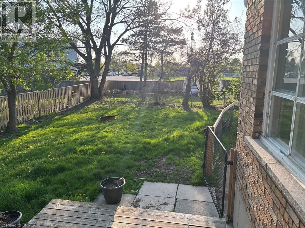 19 BRENDA COURT Image 7