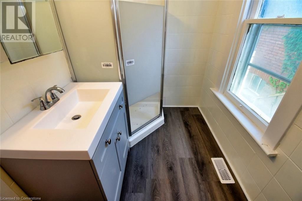 105 CATHARINE AVENUE Image 5