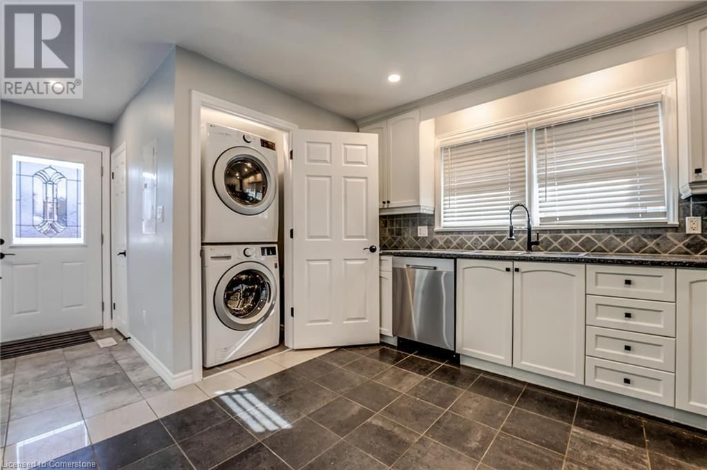 326 EAST 42ND STREET Image 10